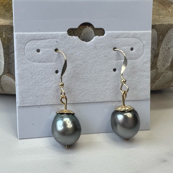 Gold Filled Tahitian Pearl Earrings - Picture 1 of 5